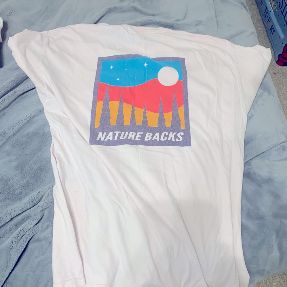 White Nature backs t shirt